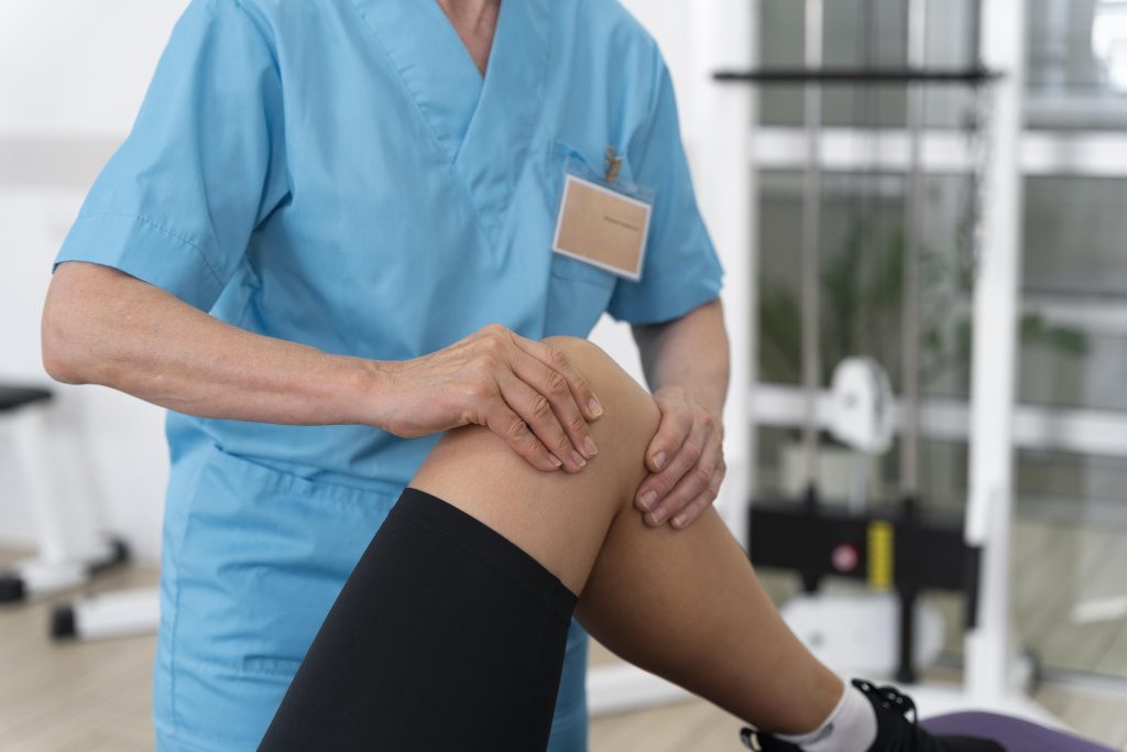 knee arthroscopy at Gaelan Hospital